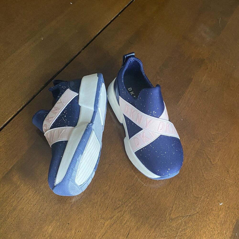 DKNY Baby Girls Casual & Fashion Sneakers Navy blush Shoes Size 7 Kids New - Picture 13 of 16
